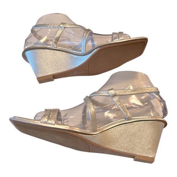 Caslon Silver Strappy Kitten Heel Sandals | Size 6 | Elegant Metallic Style - Picture 4 of 9